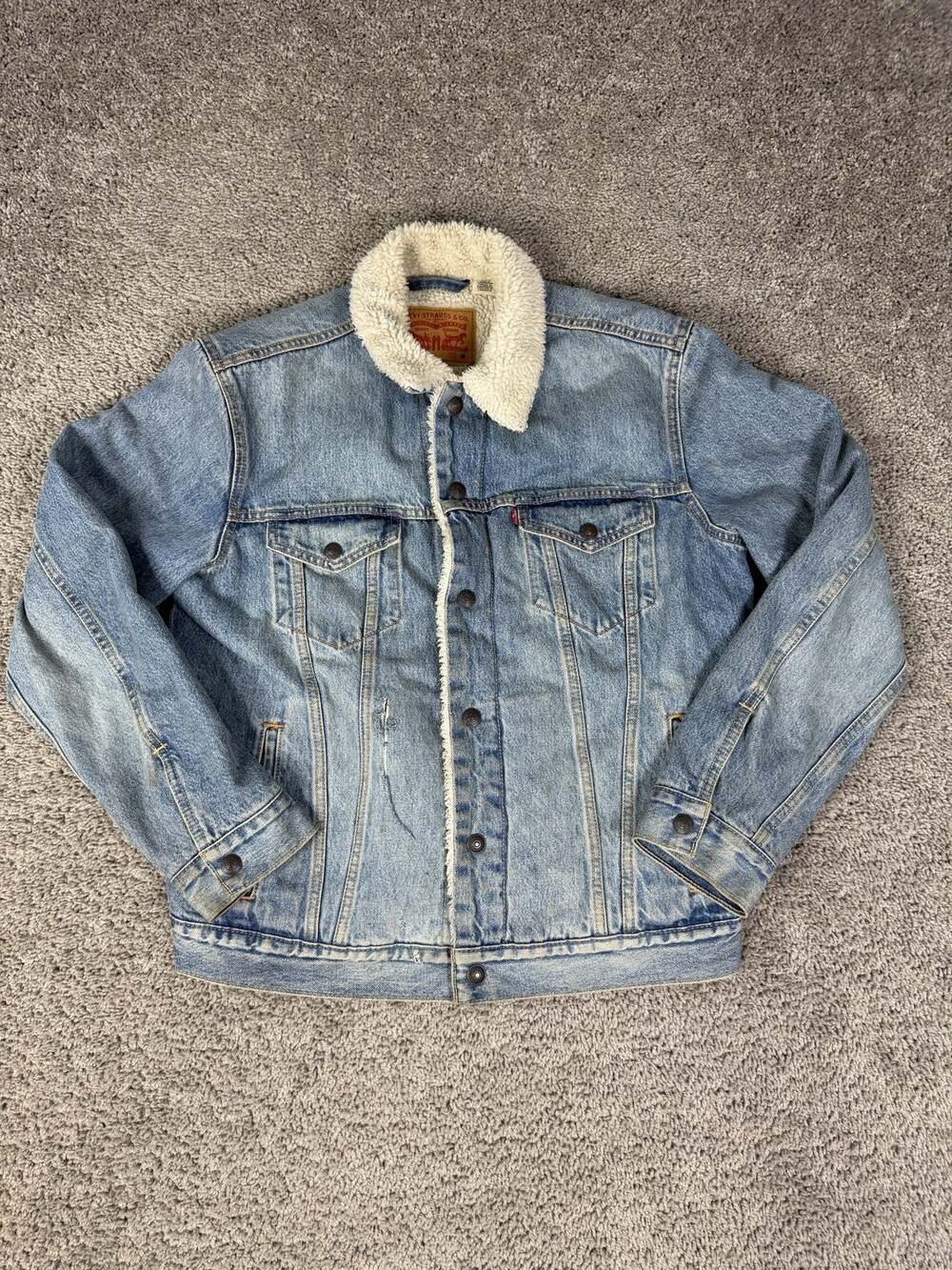 Levi's Jacket Mens M Blue Denim Sherpa Lined Trucker Button Pockets Collared
